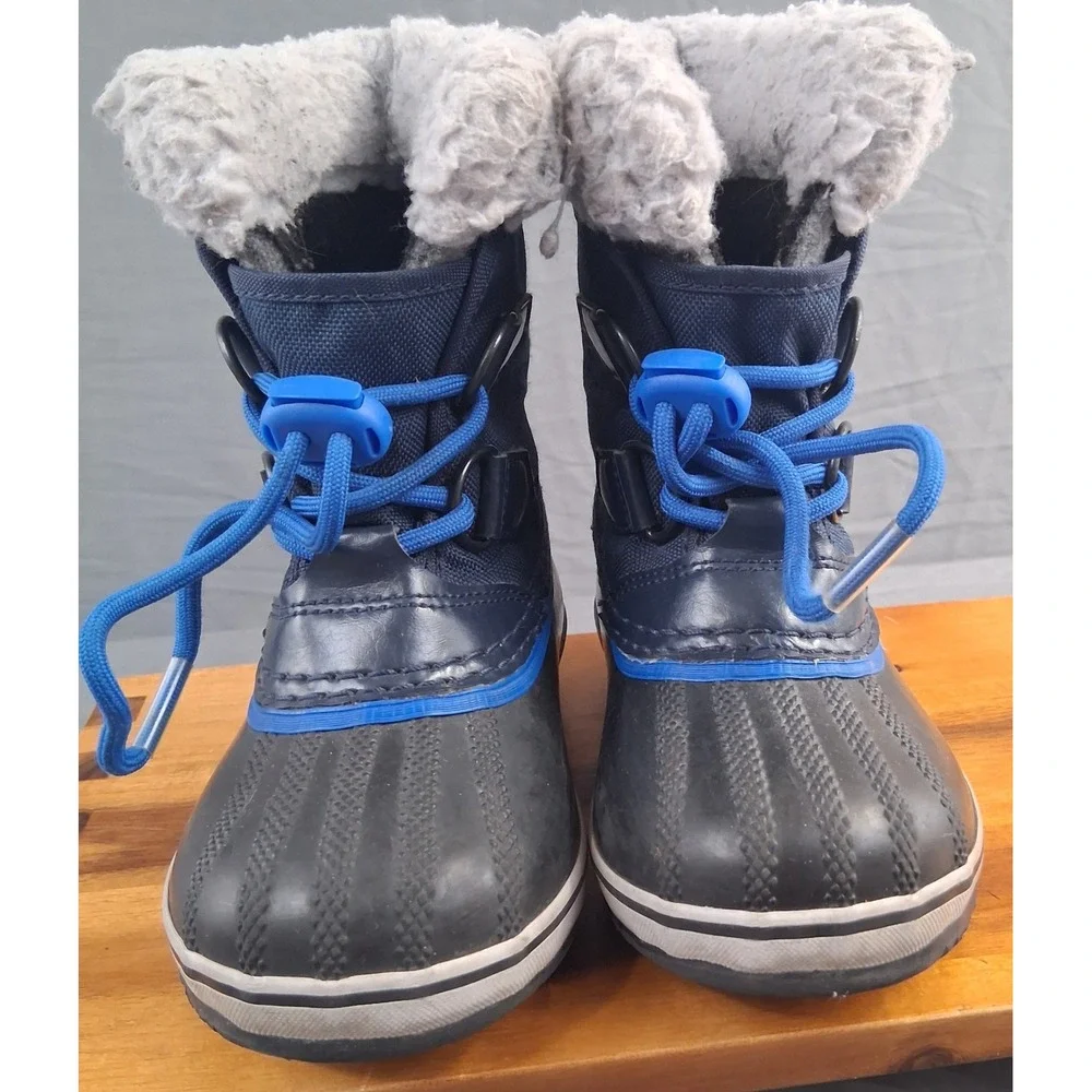 Sorel Kids Waterproof Snow Boots Blue Fur Lined‎ Winter Warm Size 9 Toddler